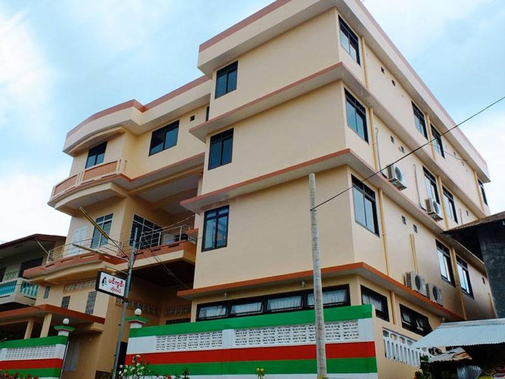 Penguin Hotel Kawthaung Exterior foto