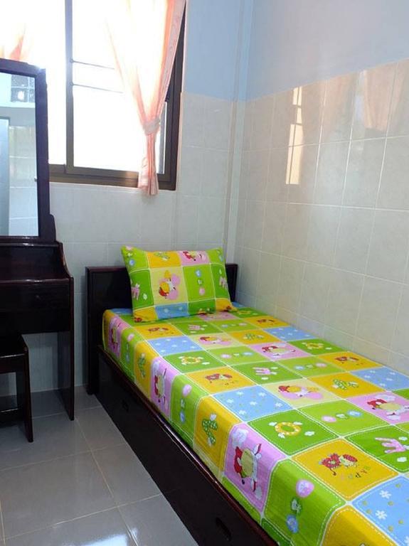 Penguin Hotel Kawthaung Exterior foto
